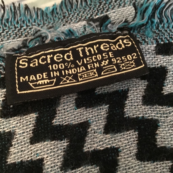 Sacred Threads blue and green bohemian print viscose scarf - Picture 9 of 9